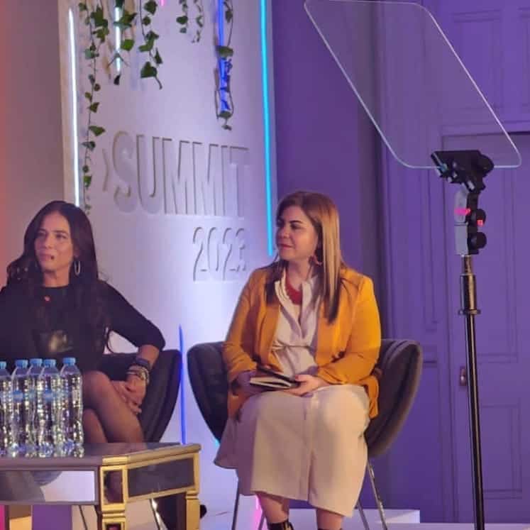 Cristales Traslucidos del lado del público