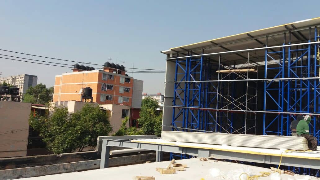 CONSTRUCCION DE NAVES INDUSTRIALES Y BODEGAS