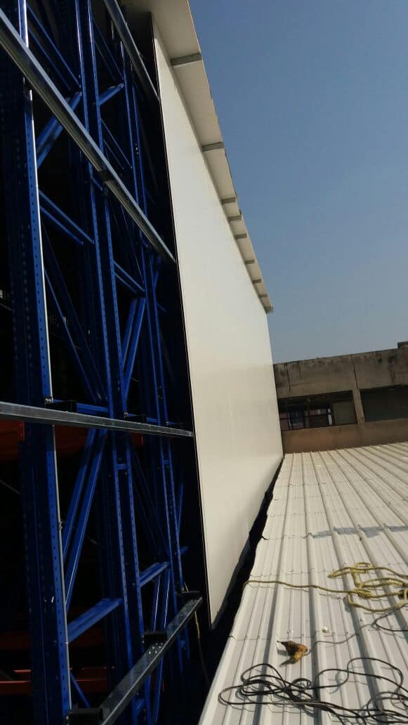 CONSTRUCCION DE NAVES INDUSTRIALES Y BODEGAS