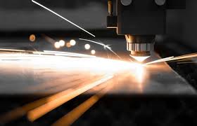 Corte con laser en acero al carbón 