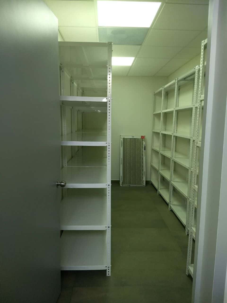 ESTANTERIA PARA HOSPITALES