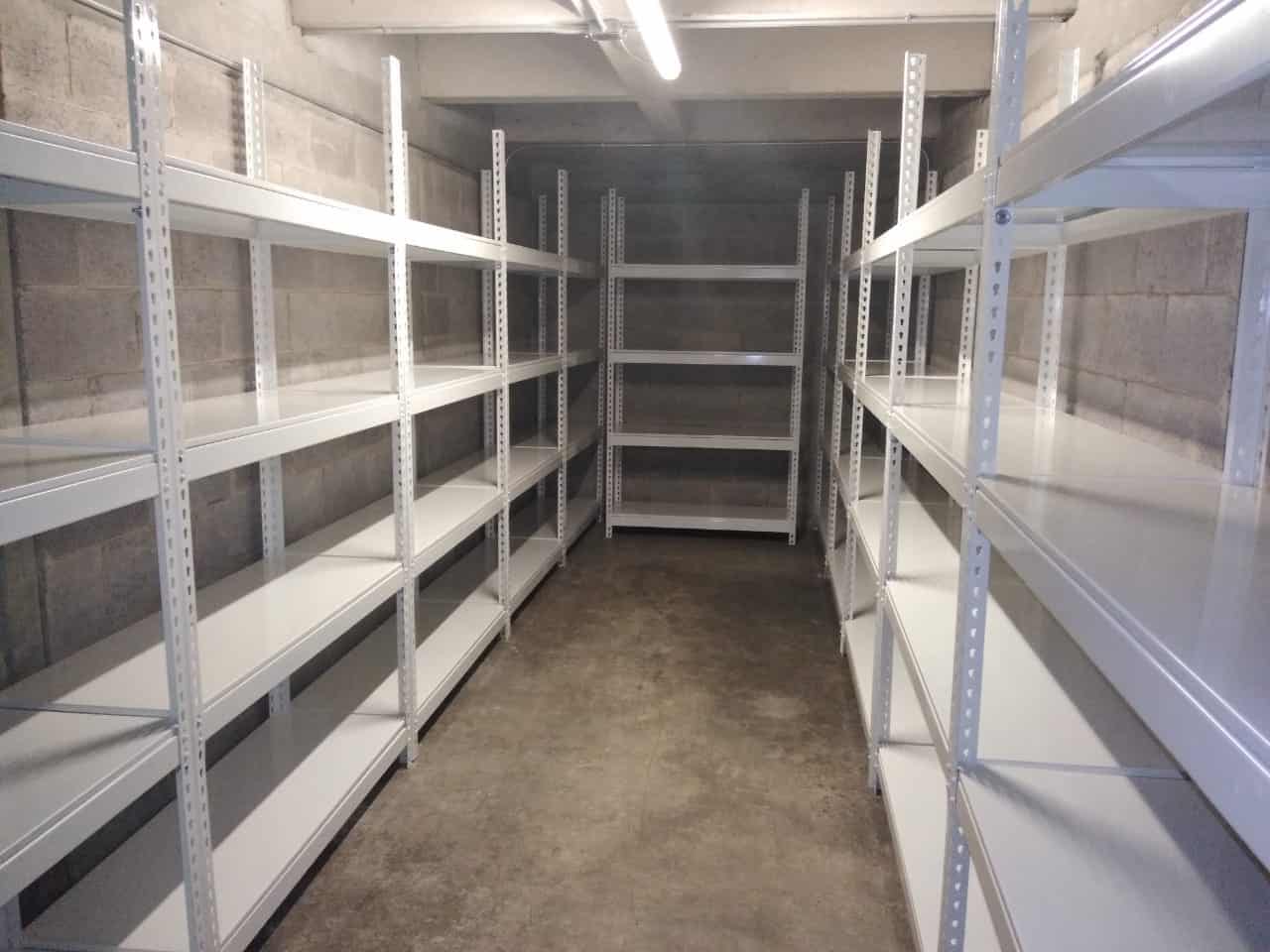 ESTANTERIA PARA HOSPITALES