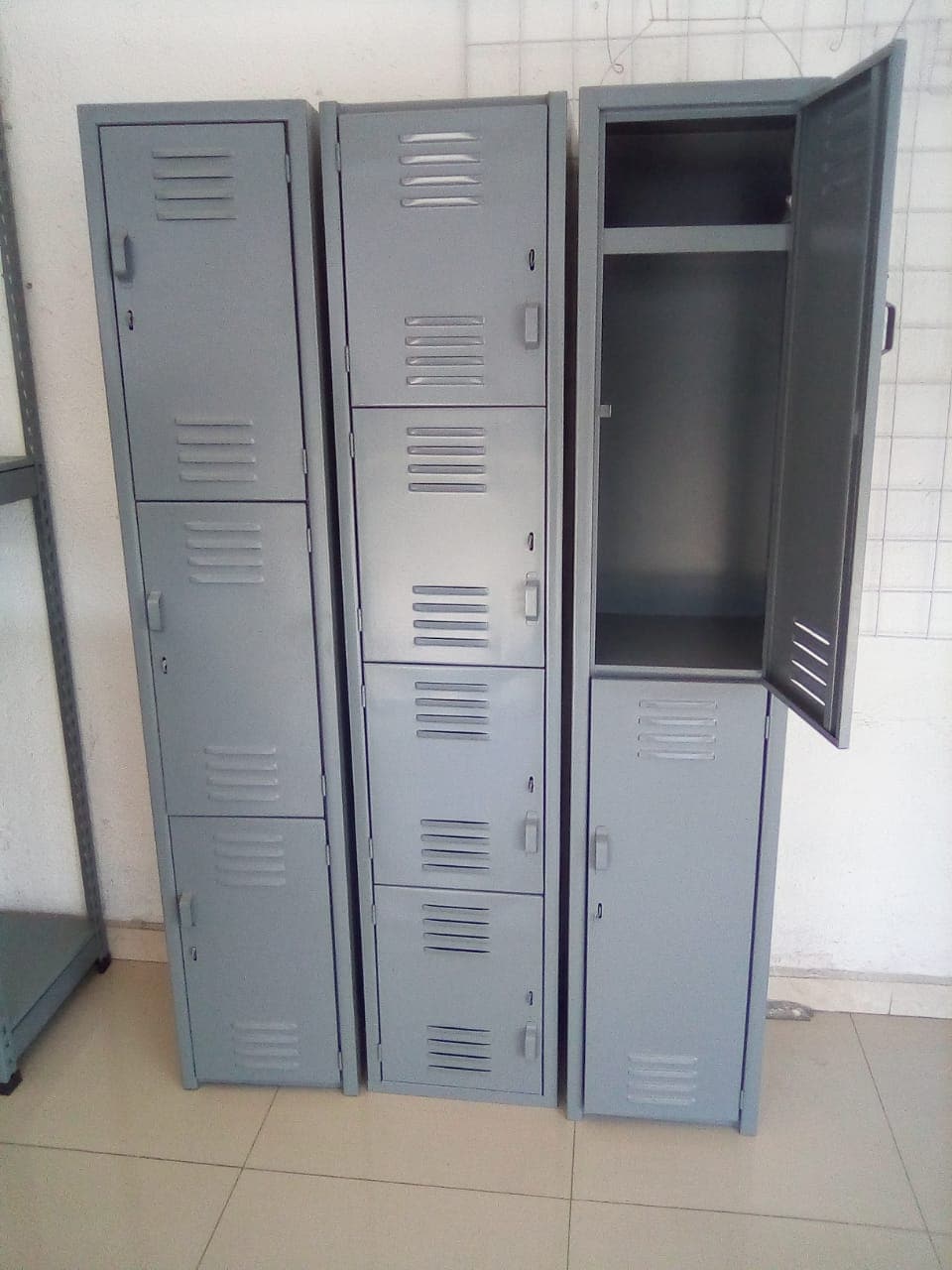 LOCKERS DE USO INDUSTRIAL