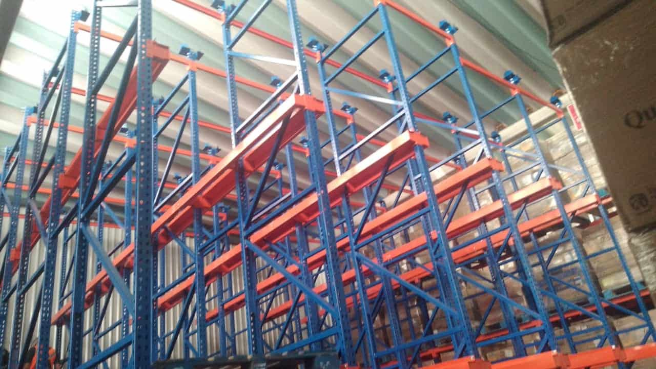 RACKS AJUSTABLES