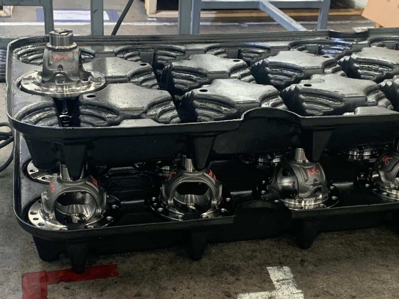 Empaques retornables para traslado de piezas de la industria automotriz - 2