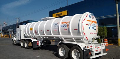 Transportación de sustancias químicas peligrosas y no peligrosas en autotanques