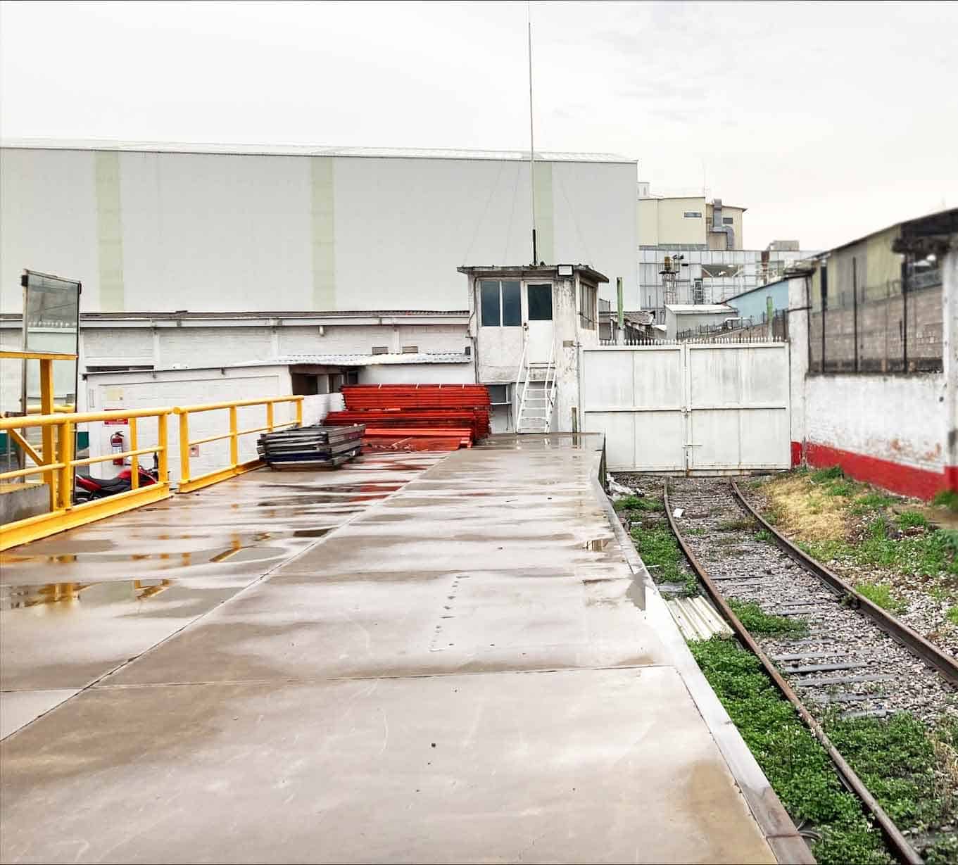 Recepción de furgón de ferrocarril (renta de espuela) alquiler de espolones