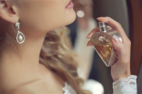 ESENCIA TIPO CAROLINA HERRERA 1