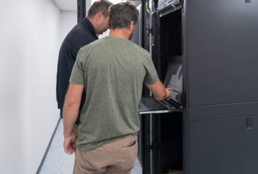 Mantenimiento de UPS y reparación Jheta - 3