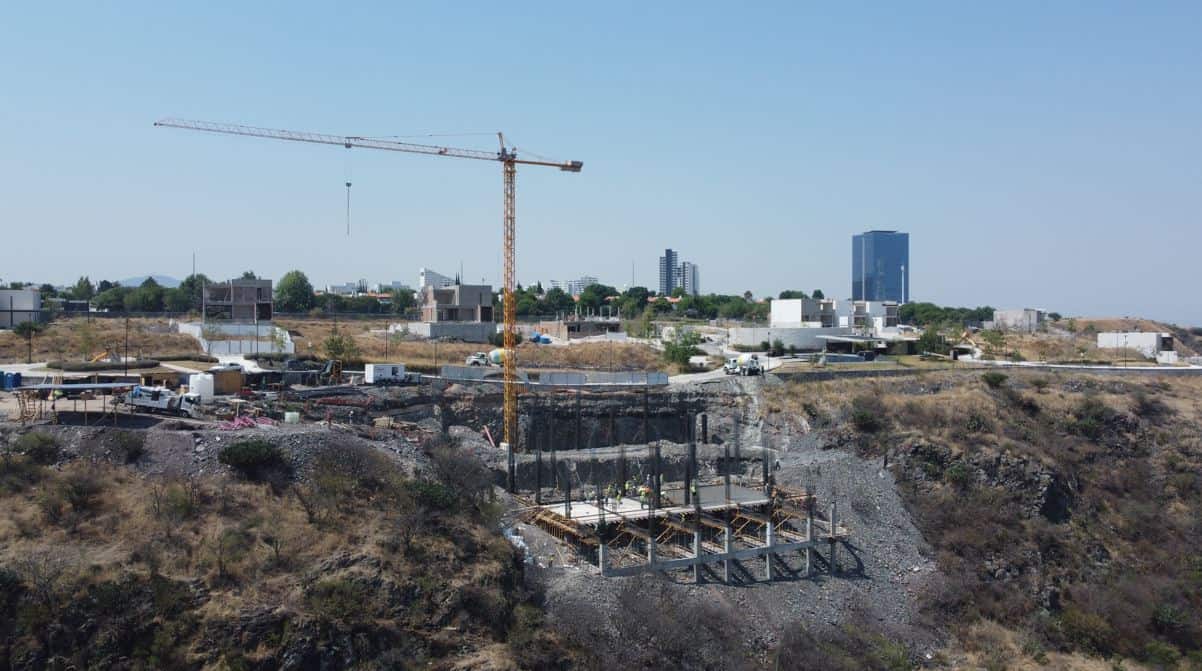 Torre de construcción para obras en Querétaro - 2