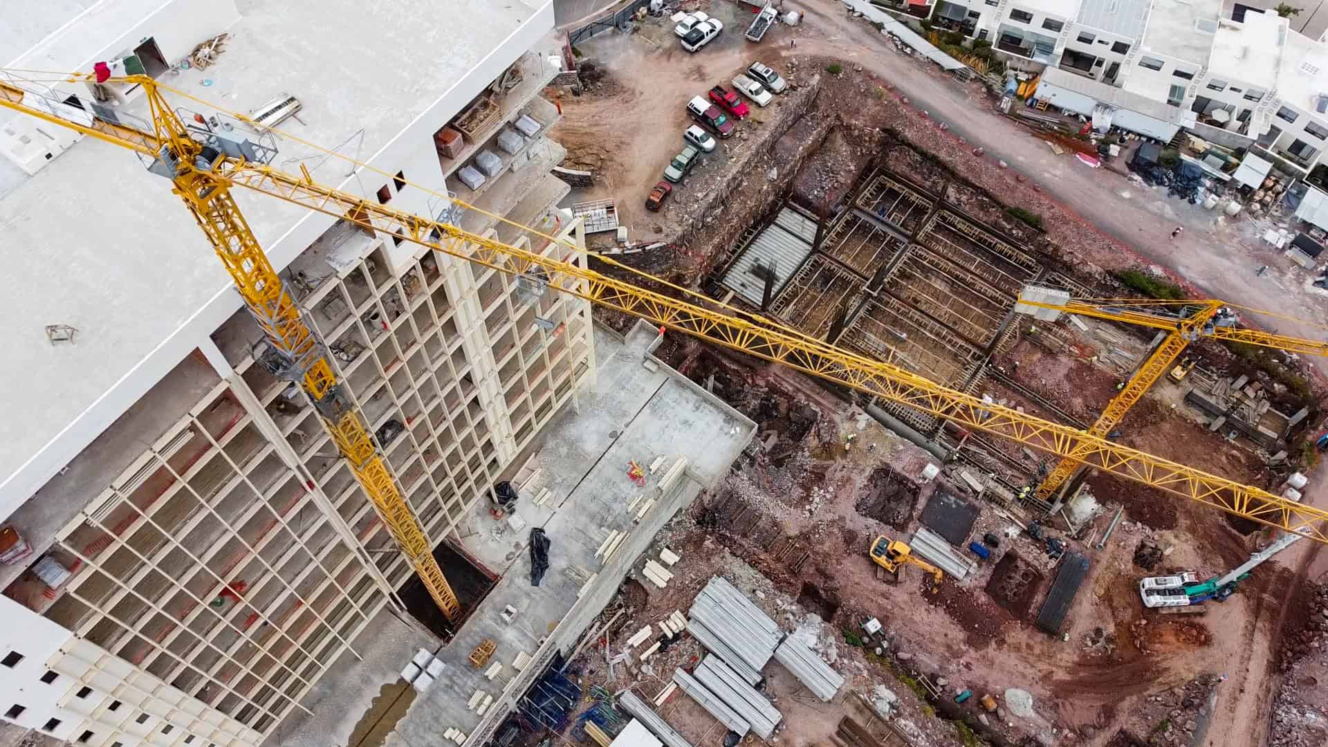 Grúas verticales en renta para construcción - 2