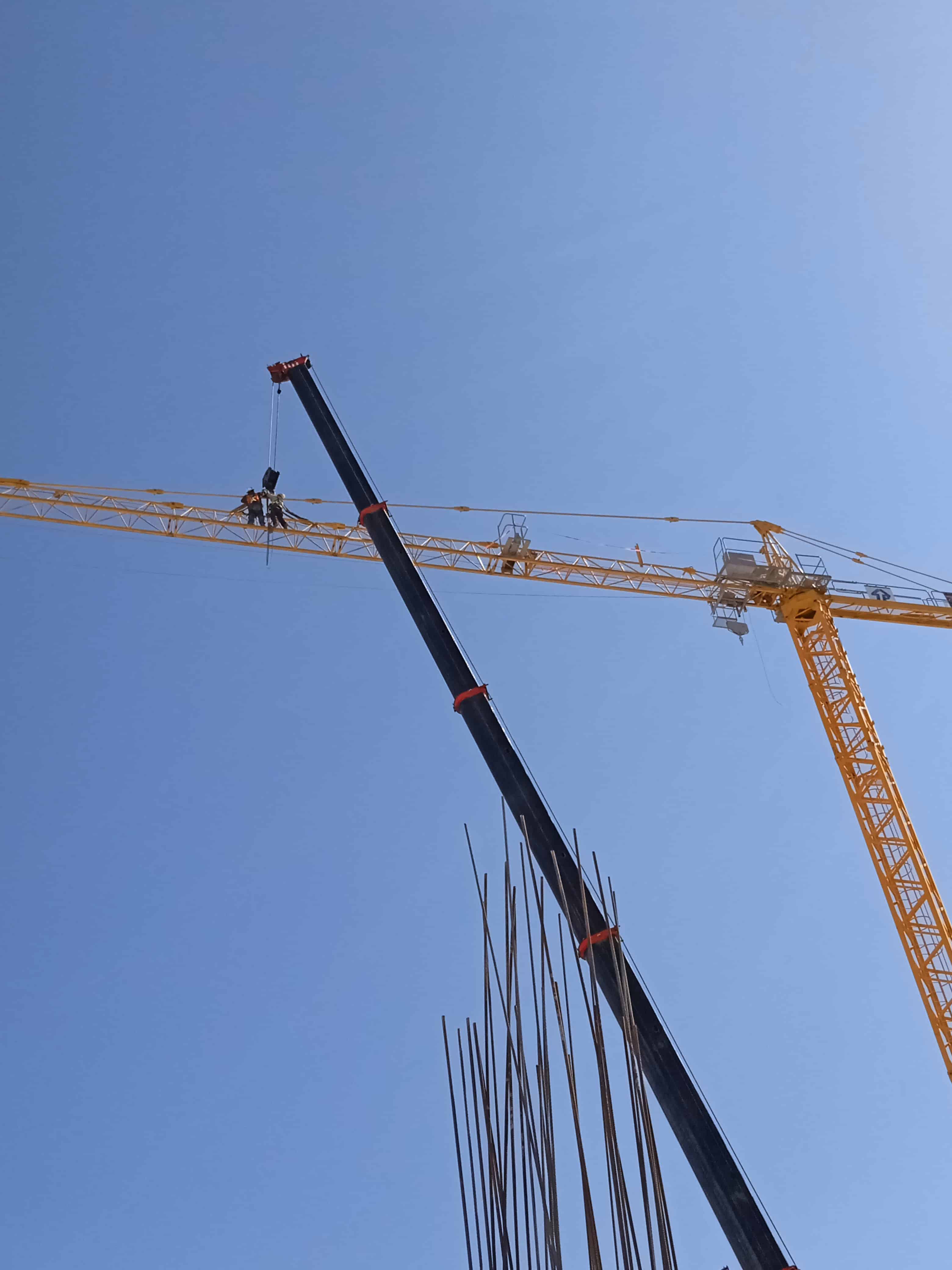 Grúas verticales en renta para construcción - 4