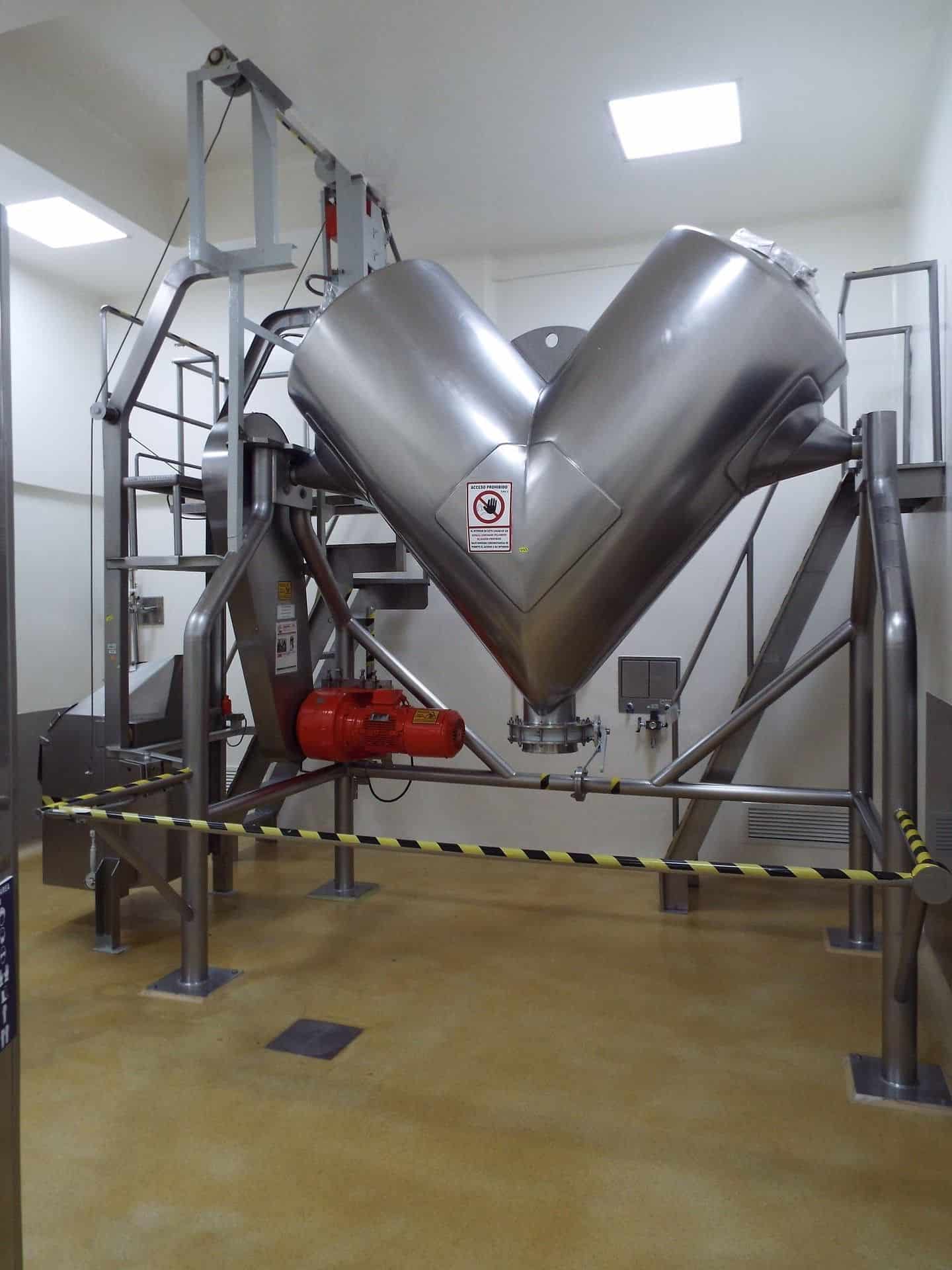 Mezclado de polvos alimenticios en V Intertecnica de 1130 lt