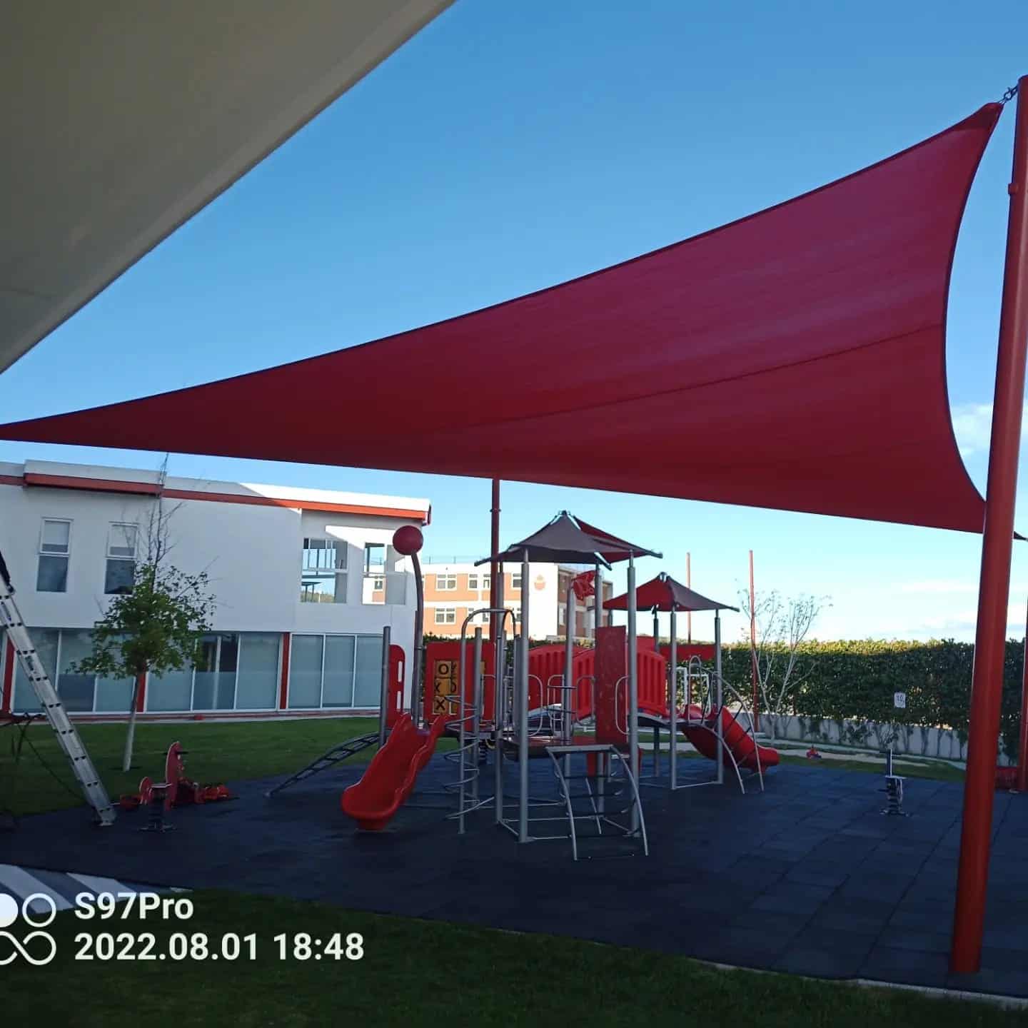 Velarias para áreas recreativas en Escuelas