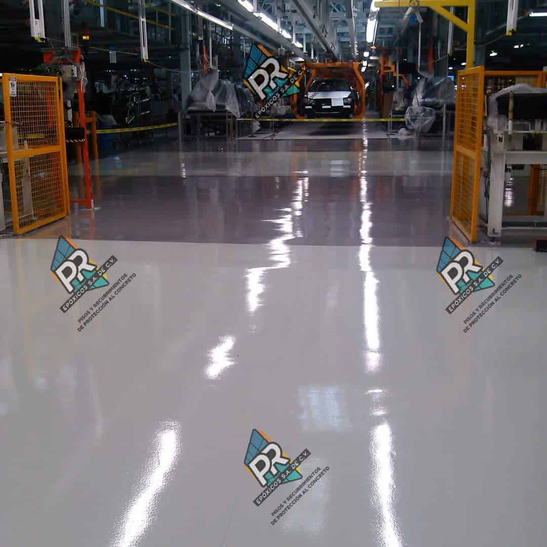 Acabados en pisos epóxicos para la industria en general3