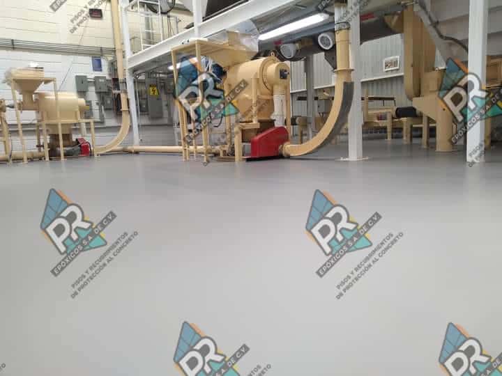 Pisos de alta resistencia química de uretano cementicio3