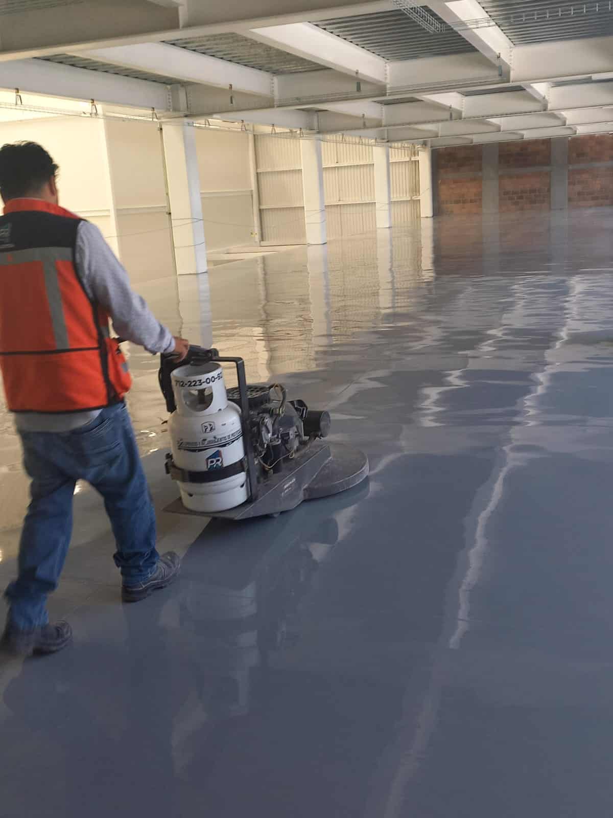 Pisos de mortero epóxico para restaurar daños o desprendimientos en concreto2