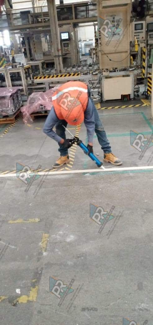 Relleno de juntas de concreto para sellado y uniformidad2