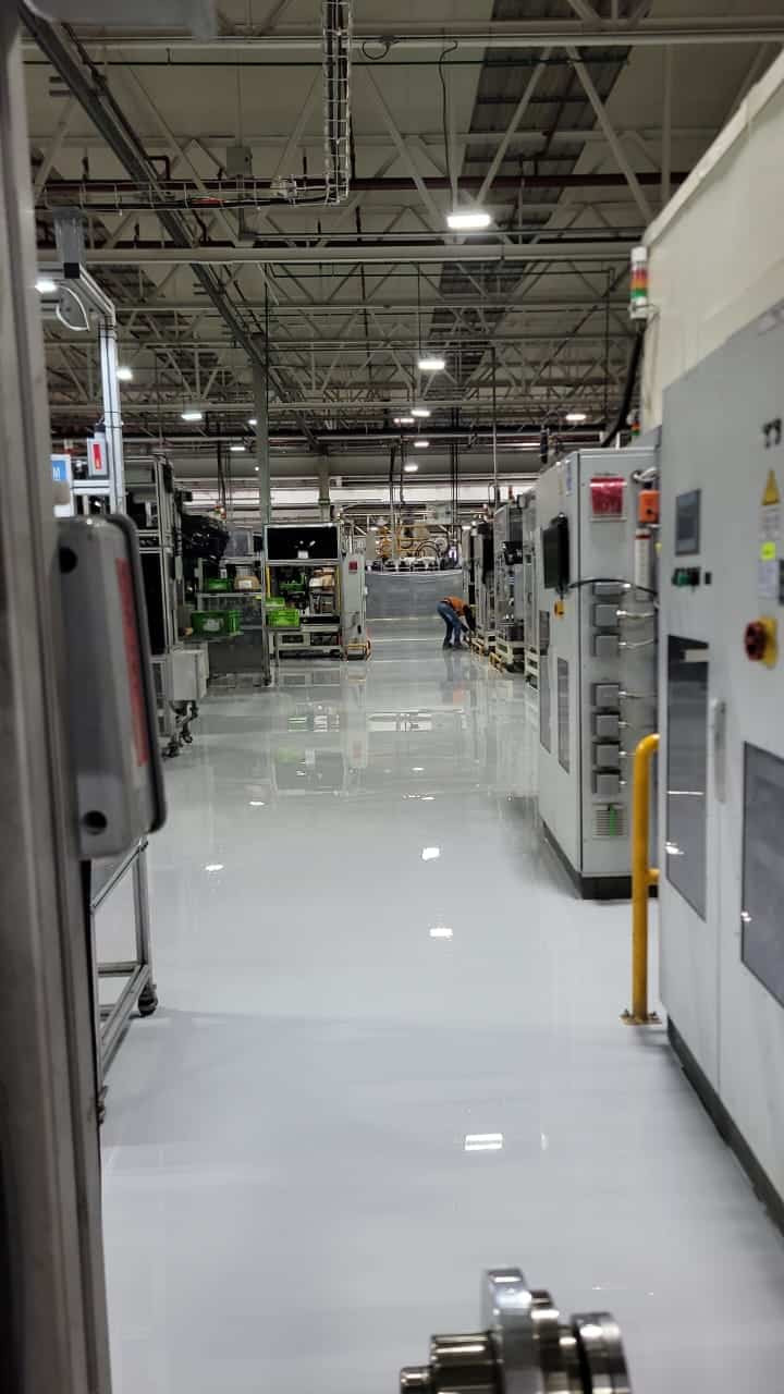 Pisos epóxicos autonivelantes Grupo Aifatec