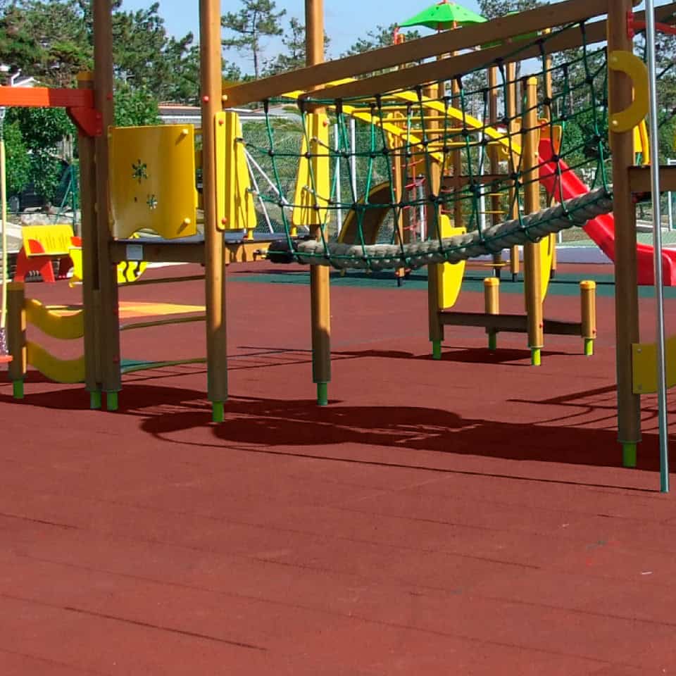 Pisos de caucho para áreas de juegos infantiles Unimat de México - 1
