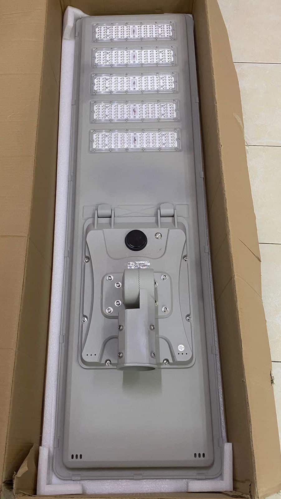 Luminarias led solar para vialidades modelo JV023 Comercializadora Electrica JV 2