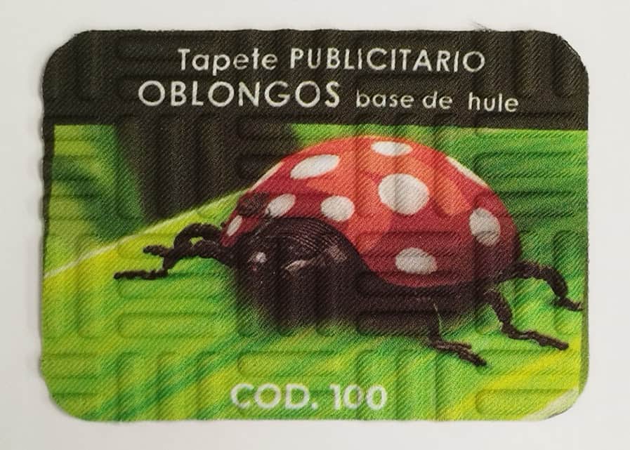 Tapetes publicitarios de oblongos con base de hule Dust Control 2