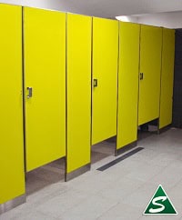 Mamparas de lamina esmaltada Sanimodul 5