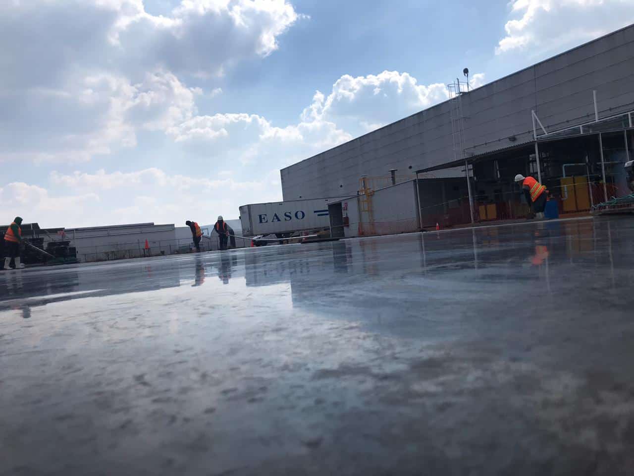 INSTALACION DE PISOS EPOXICOS