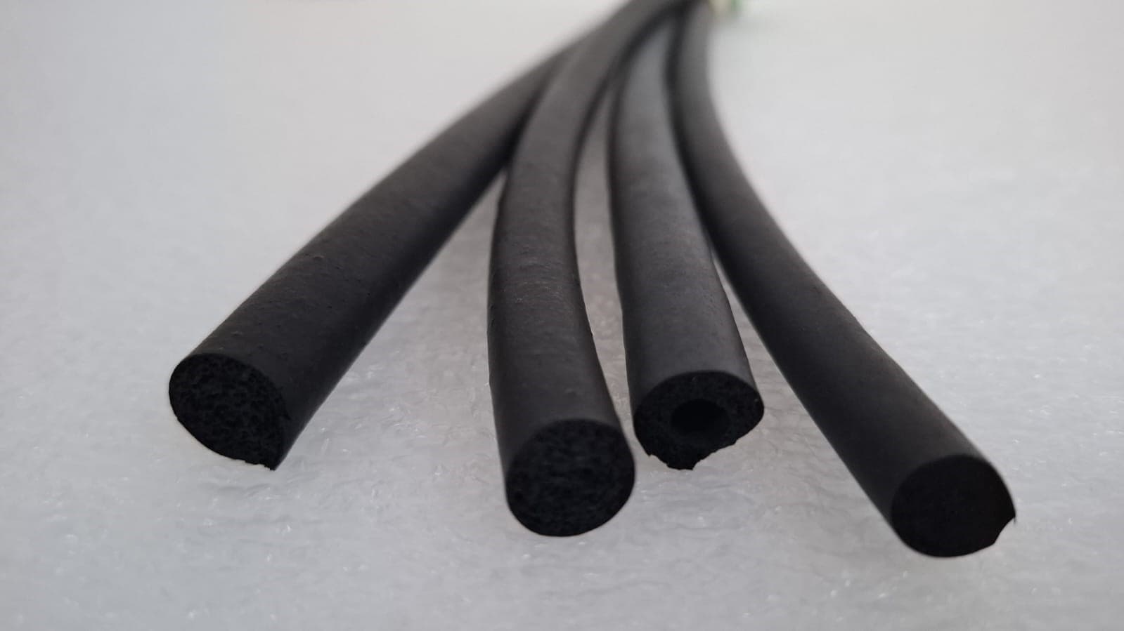 Piezas de EPDM Solera espumada aislante