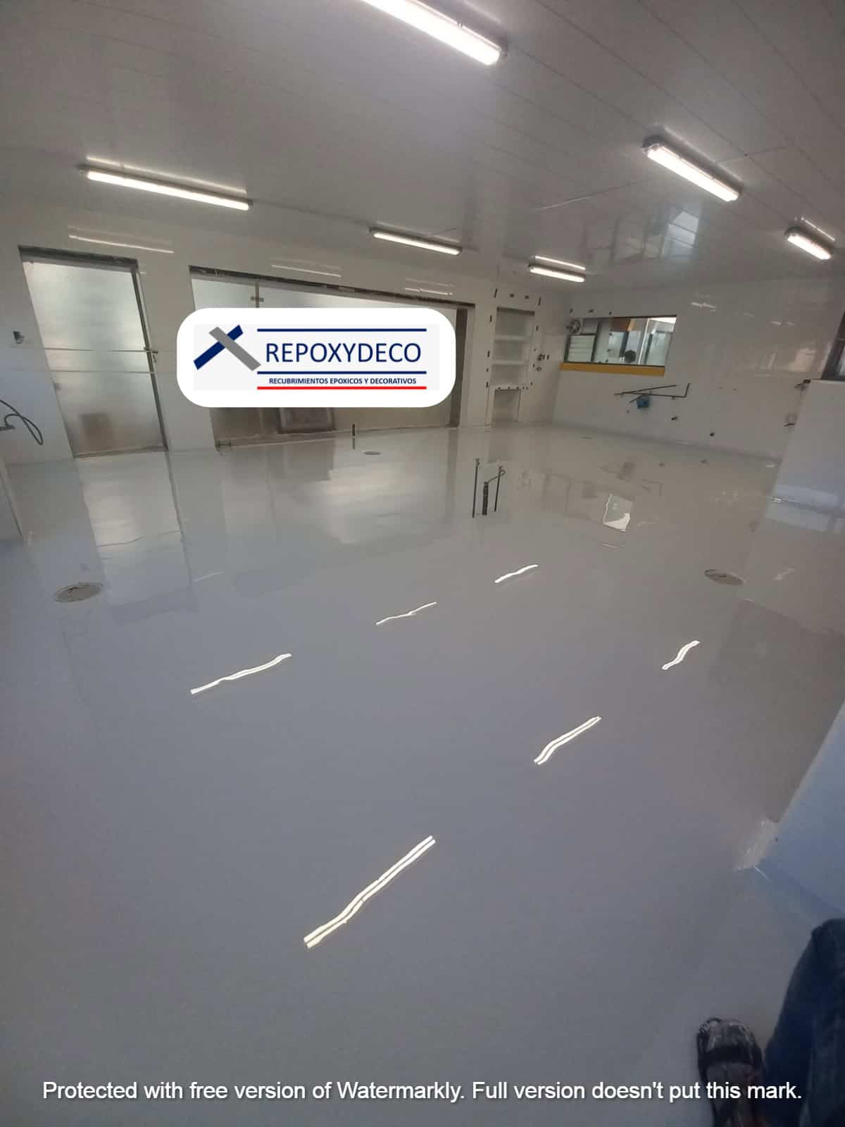 Autonivelante Repoxy