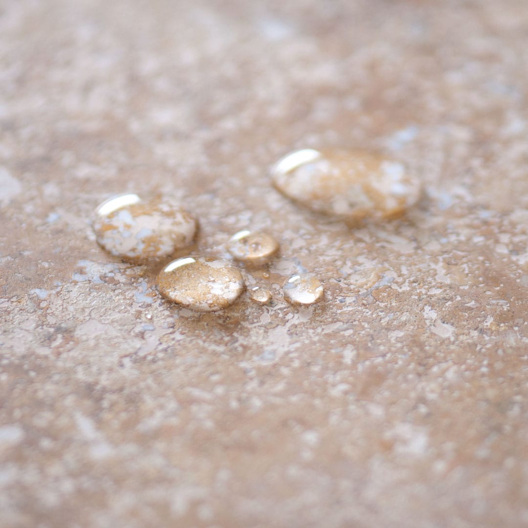 Sellador de impermeabilizante UltraCare Penetrating Stone,Tile & Grout Sealer