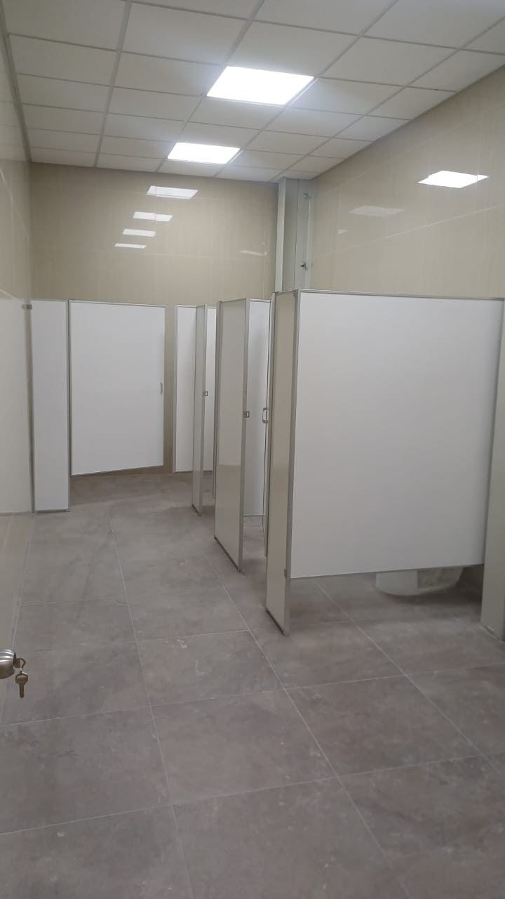 Lámina porcelanizada para mamparas