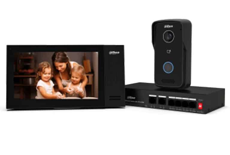 DAHUA KITKTP02 -V2 - Kit de Videoportero IP/ Monitor de 7 Pulgadas con Memoria Embebida de 8 GB/ 6&1 E&S de Alarma/ Frente de Calle IP65/ Apertura Remota/ Soporta Apertura Remota y con Tarjetas Mifare (IC Card)/ Switch de 4 Puertos PoE 10/100/ #VDP