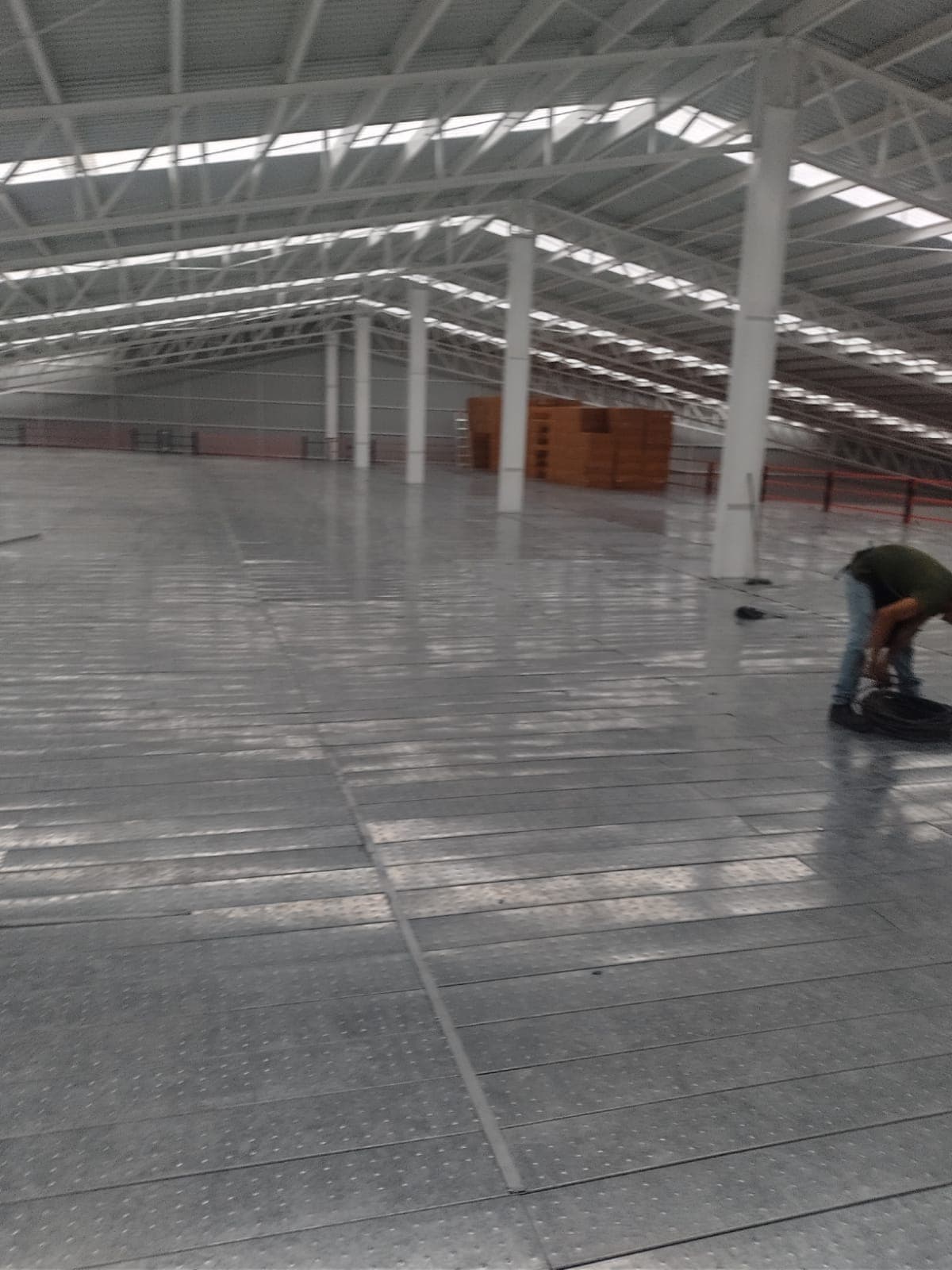 tapancos-metalicos-para-bodegas-5