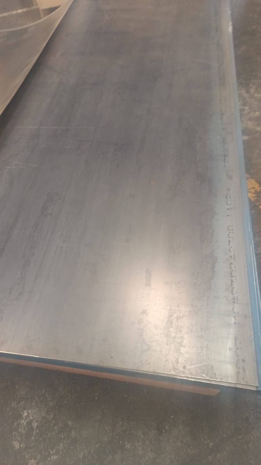 Lámina de acero corten A606-4