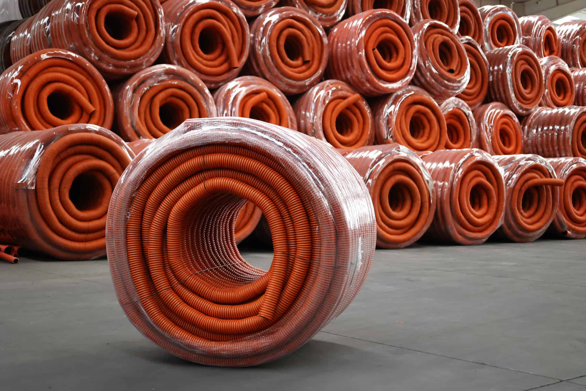 Mangueras de polietileno de alta densidad para uso eléctrico