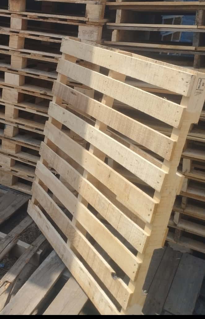 Tarima de barrote corrido o con saque