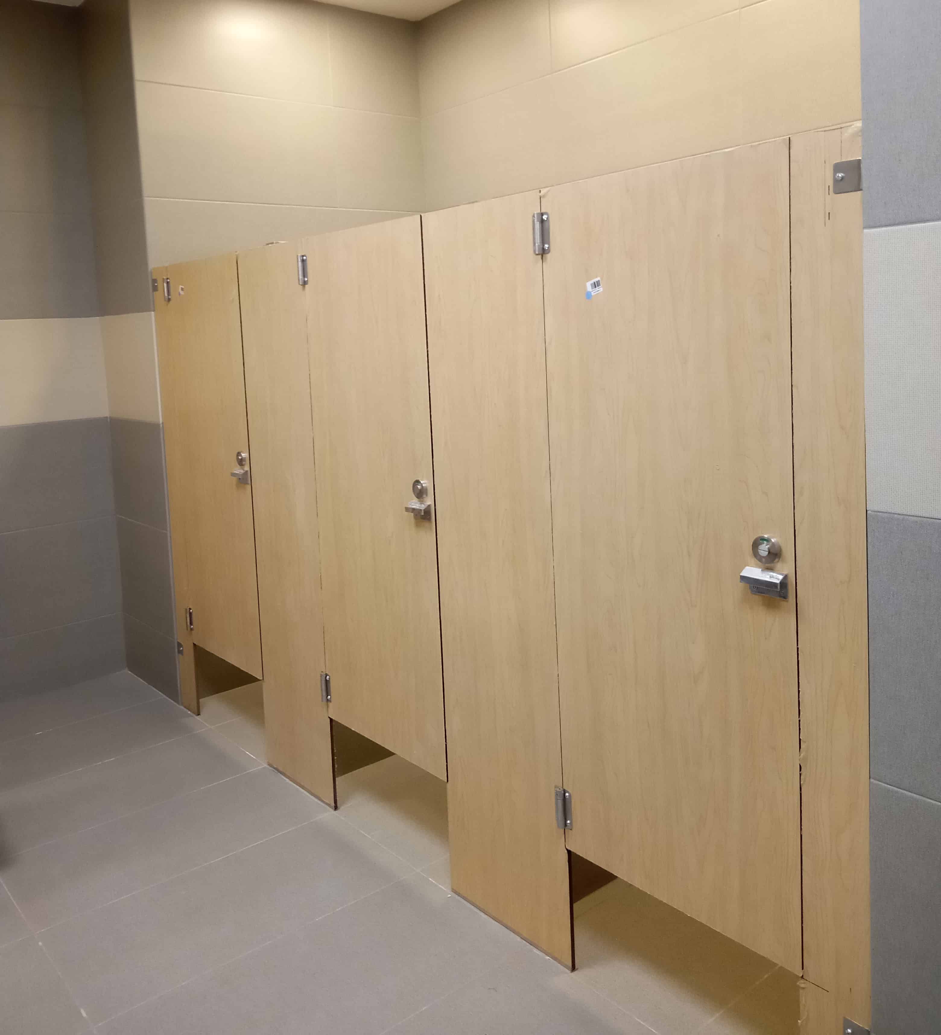 Mampara-para-sanitarios-MT-Solida-Estandar-12.7-Tecma