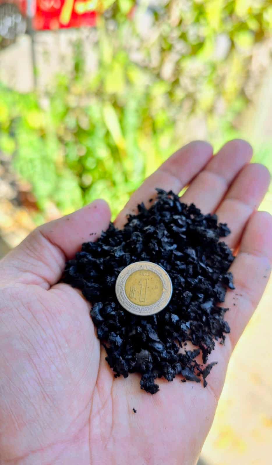 Caucho granulado 1-5 mm para pisos amortiguantes costal 30 kg netos