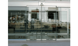 Puertas automaticas para aeropuertos - Industrial de Andenes