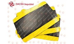 Tapetes antifatiga individuales con franjas de seguridad amarillas