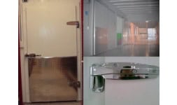 Puertas para almacenes refrigerados - RHR Frigoríficos y Aislamientos