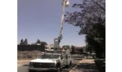 Mantenimiento a equipo de iluminacion - Ciberna