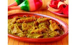 Chicharron en salsa verde - Comal Comida Casera