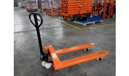 Patines hidraulicos para tarima - Maesa Servicios Logísticos