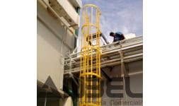 Escaleras de fibra de vidrio - Anbel Ingeniería Comercial