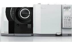 Espectrometria de masas  Shimadzu GCMS-TQ 8050