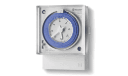 Interruptor horario diario/semanal Finder 16 A