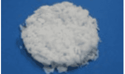 Potasa caustica en escamas blancas e inodoras