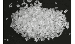 Tiosulfato de sodio sólido cristalino